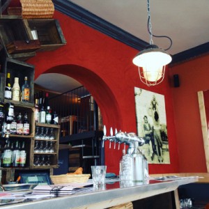 bar (400x400)