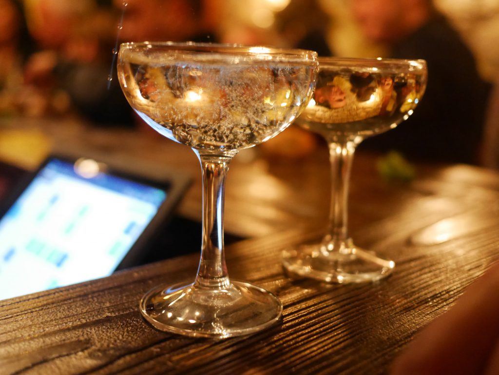 apéro au bar la Bonne Décision