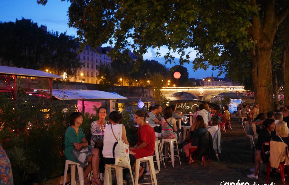 Les meilleures terrasses de Paris pour prendre l’Apéro 2024