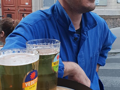 On a testé la petite table pour prendre l’apéro dans la rue